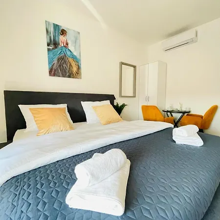 Astraluxe Apartment Fazana Exterior photo