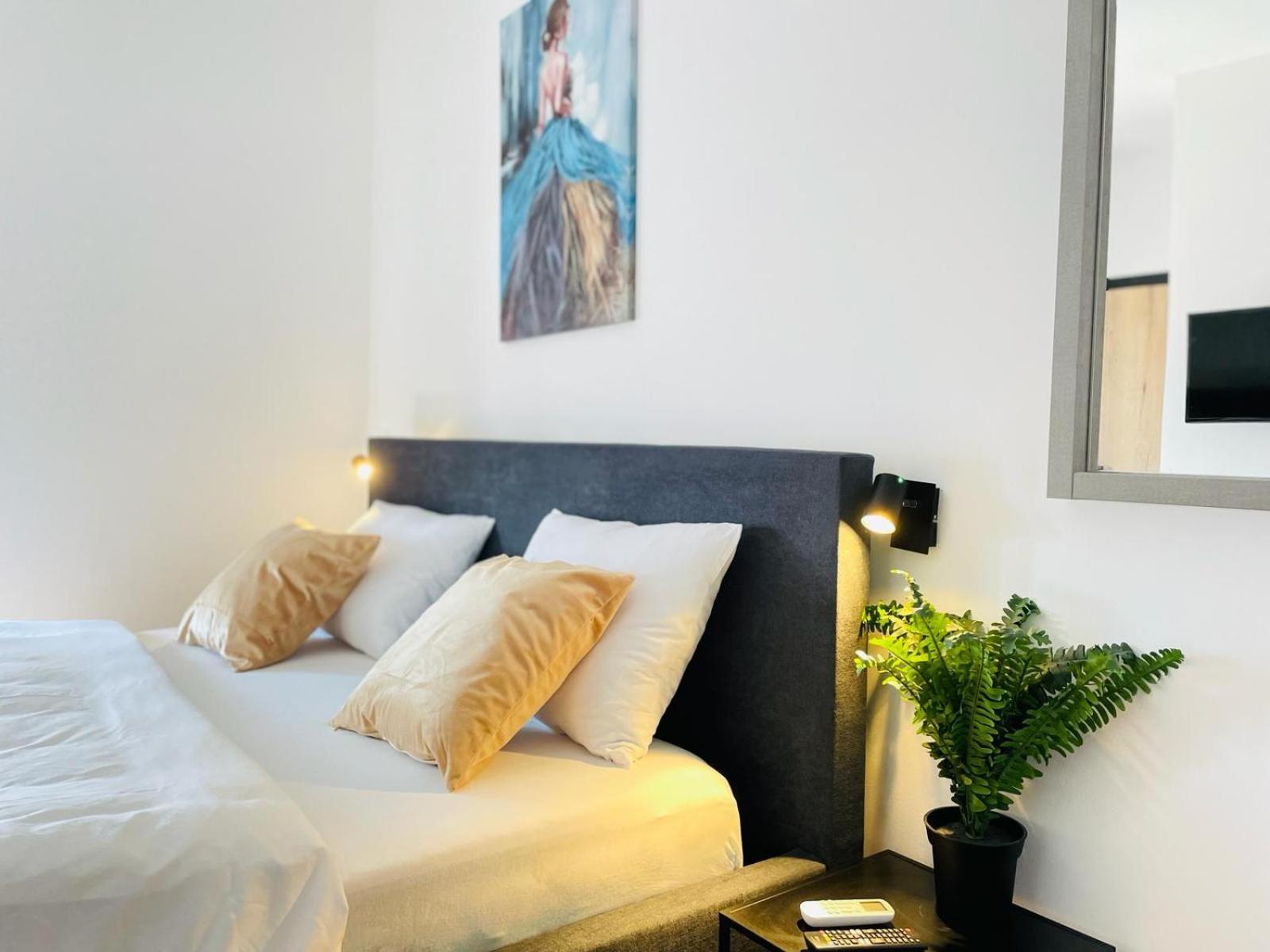Astraluxe Apartment